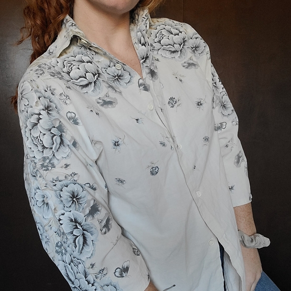 Vintage Floral Button Down - Picture 14 of 15